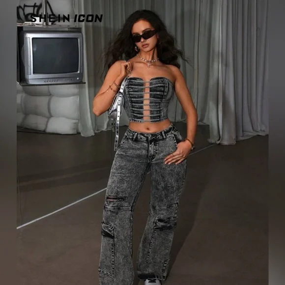 Shein Black Denim acid wash Strapless crop Top with strappy cutouts. - Picture 6 of 8